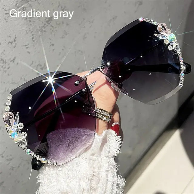 New Fashion Female Eyewear Cutting Lens Rimless Sunglasses Gradient Rhinestone Sunglasses Women Sun Glasses